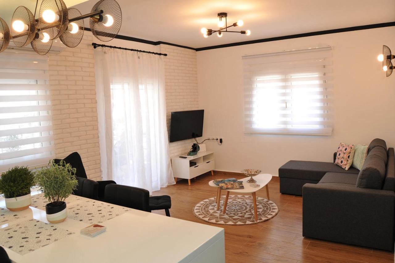 Vintage Apartment Helios Калампака Екстериор снимка